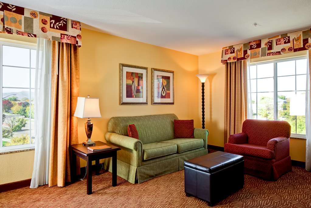 Homewood Suites By Hilton Fort Collins Room photo